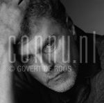 27-03-1998 Robert Long at studio in Amsterdam, March 27, 1998.

[keywords]Black & White Image, Headshot, Eyecontact[/keywords]